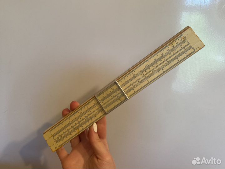 Логорифмическая линейка и пособие по ней