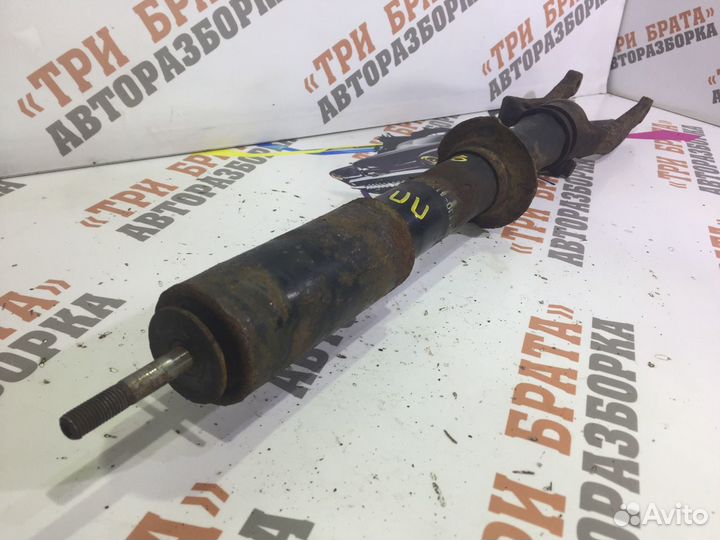Хонда CR-V Амортизатор передний правый Прав