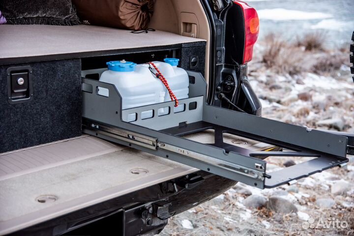 Автомобильный спальник - органайзер с кухней