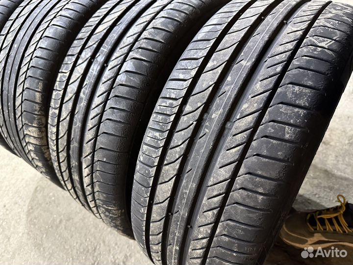 Ориг разношир летние колеса KIA Stinger рест r19