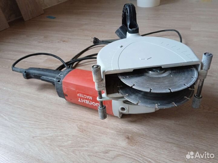 Аренда штробореза и пылесоса с циклонным фильтром