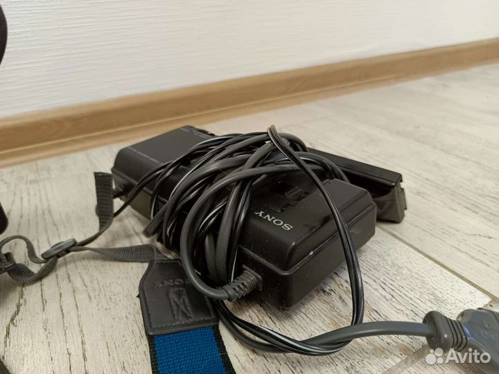 Видеокамера sony CCD-F355E