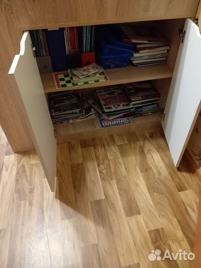 Кровать чердак со столом бу