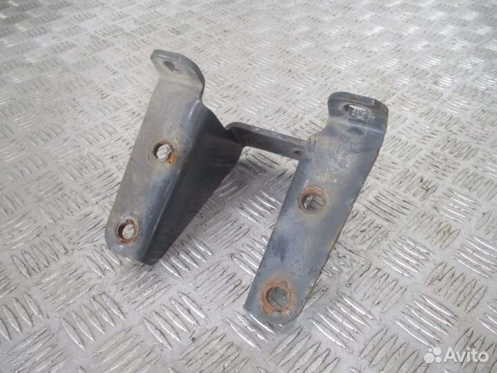 Кронштейн крепления заднего крыла Scania 1854878