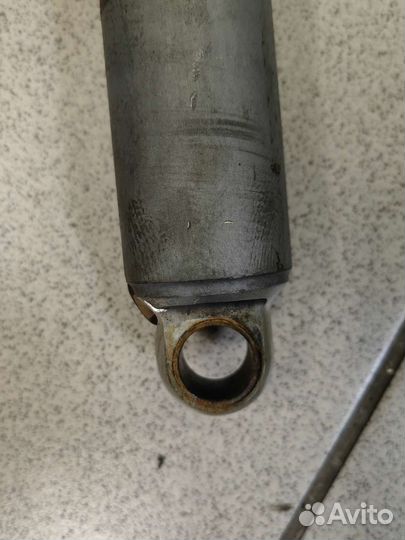 Амортизатор задней подвески BRP ski-doo Summit