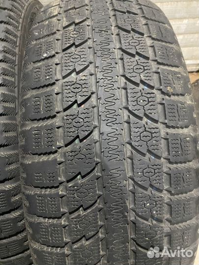 Toyo Observe GSi-5 255/55 R20