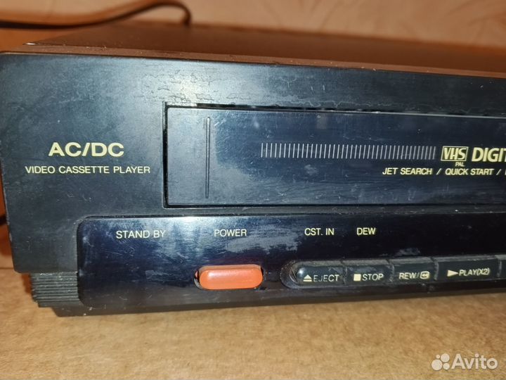 Видеоплейр shivaki SVP-720DK