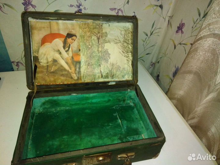 Чемоданы времен СССР