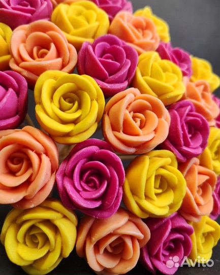 Букет - 29 Роз из Белого Шоколада