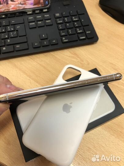 iPhone 11 Pro, 64 ГБ