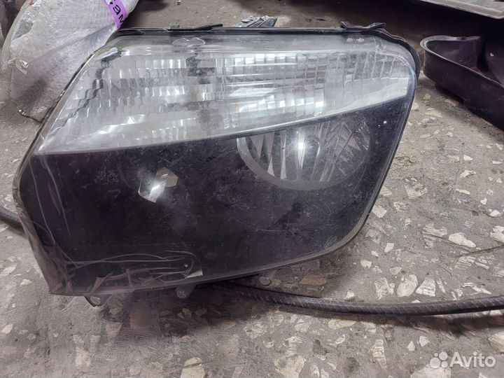 Фары Рено Дастер