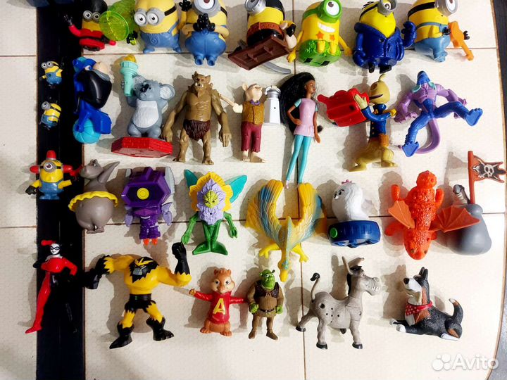 Игрушки из макдональдса 35 шт Пакетом