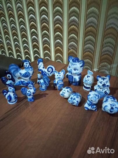 Статуэтки СССР Гадание на ромашке, Майская ночь