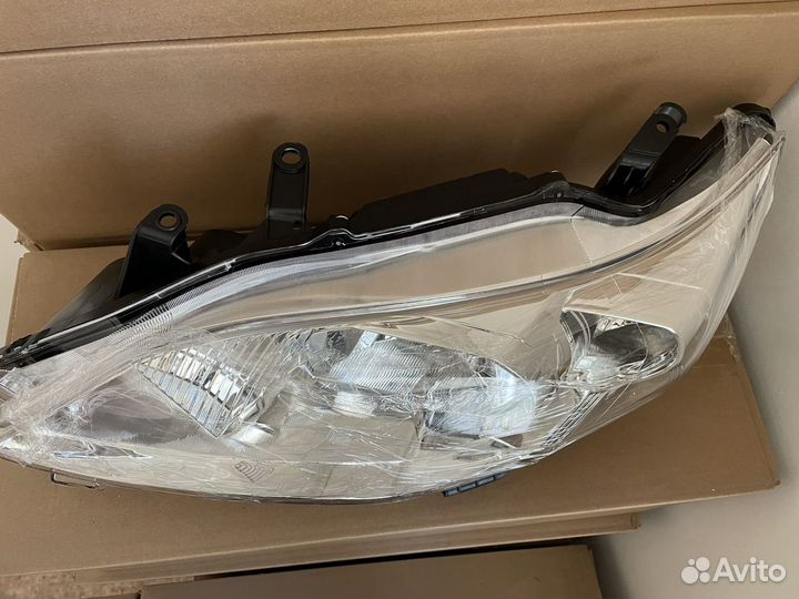 Фары toyota corolla e151