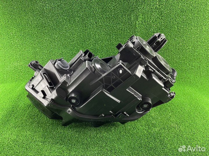 Фара правая passat B8 14-20