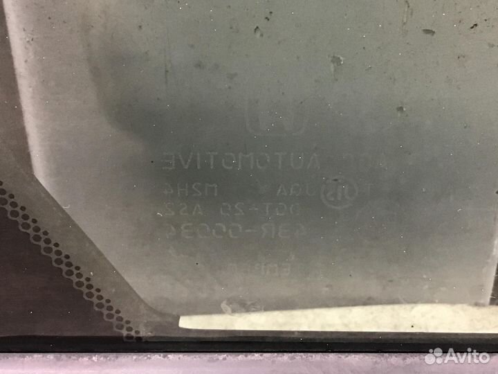 Стекло двери задней правой Honda Accord viii 2008