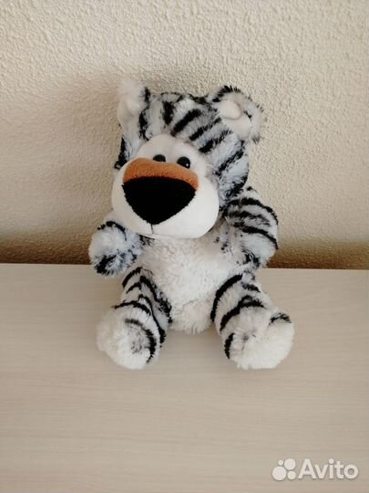 Мягкая игрушка тигр для театральных игр