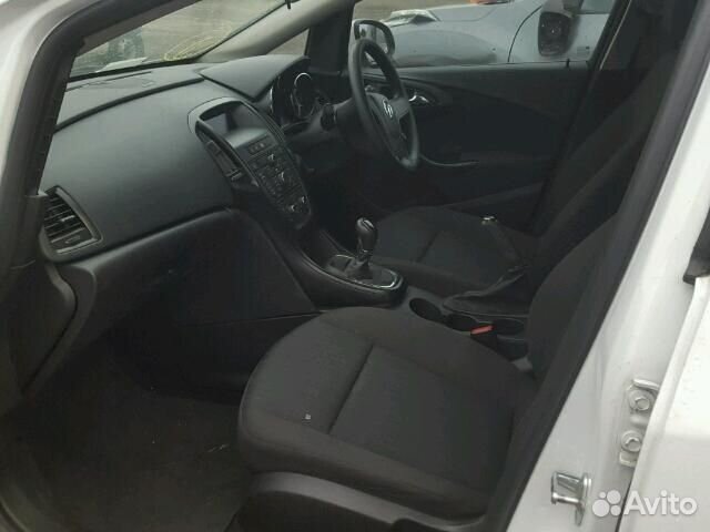 Разбор на запчасти Opel Astra J