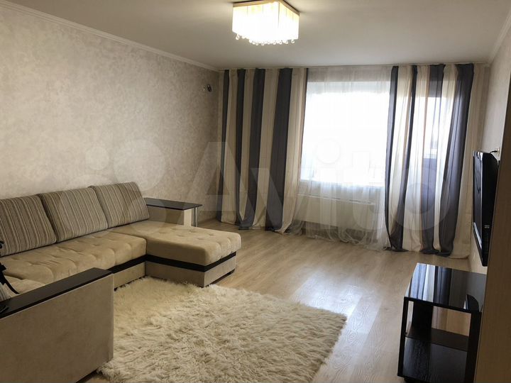 3-к. квартира, 100 м², 2/14 эт.