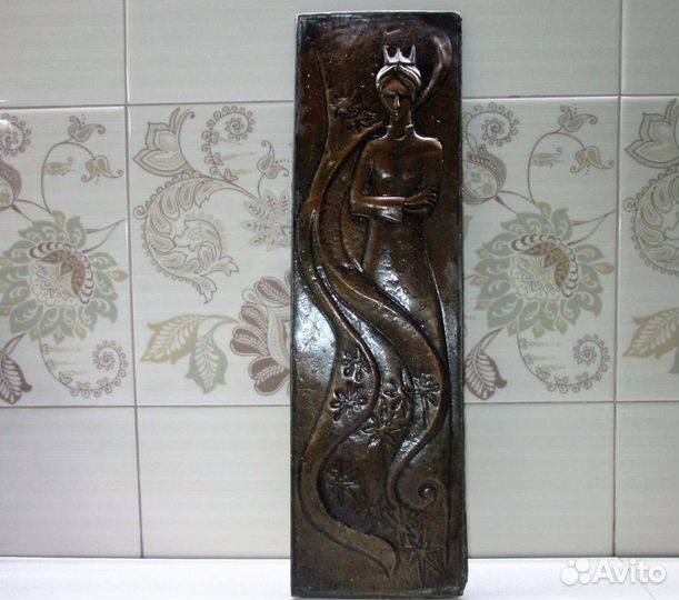 Чеканка Панно настенн Девушка медная картина 45*13