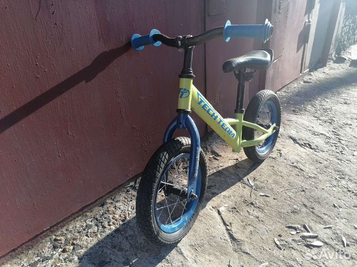 Беговел детский бу