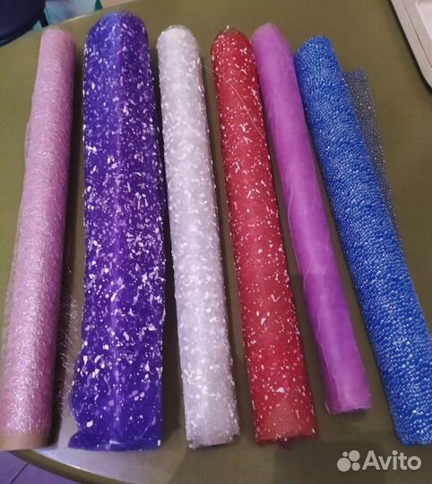 Рулонная упаковка для цветов и подарков