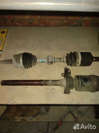 Привод передний правый