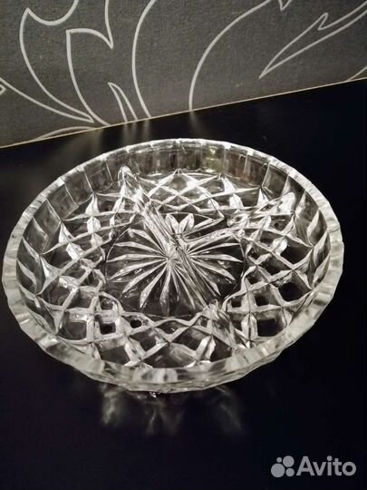 Салатники разные, менажница, пепельница