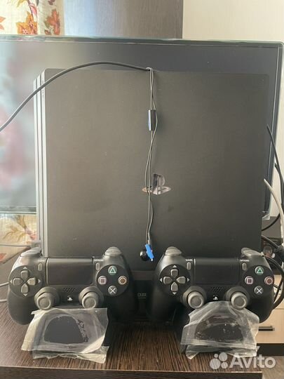 Sony PS4 pro 1tb