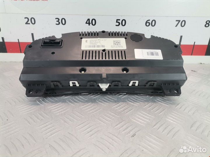 Панель приборная (щиток приборов), Ford Explorer 5