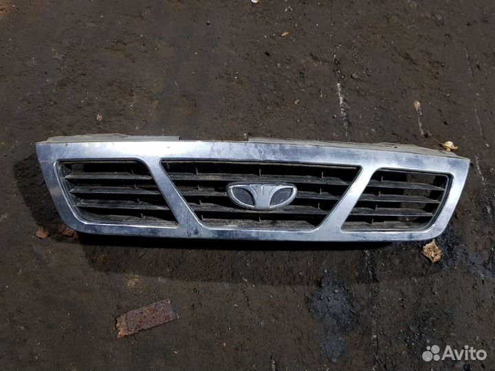 Решетка радиатора Nexia N100 2008 1.6 16 кл