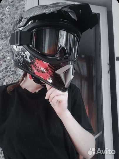 Мотошлем кроссовый