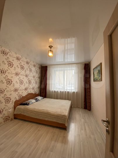 2-к. квартира, 52 м², 2/10 эт.