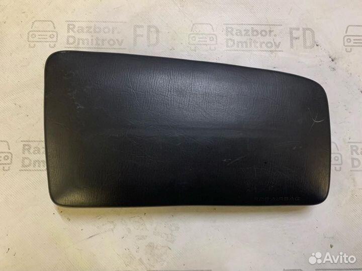 Крышка подушки безопасности пассажира Nissan P11