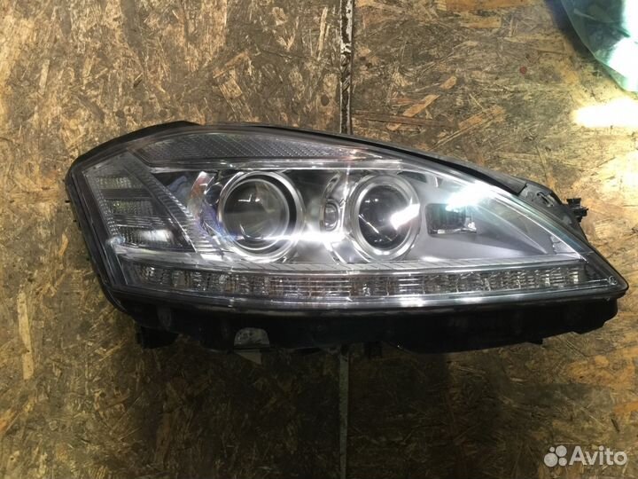 Мерседес S 221 фара