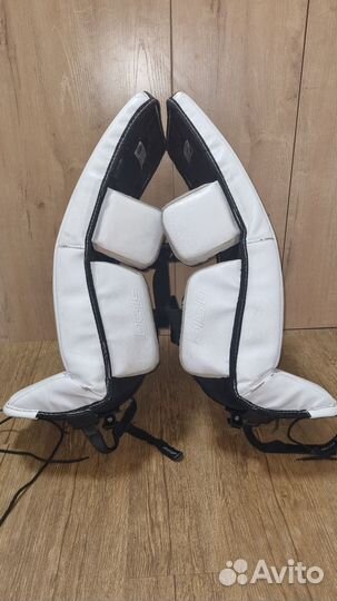 Вратарские щитки bauer jr