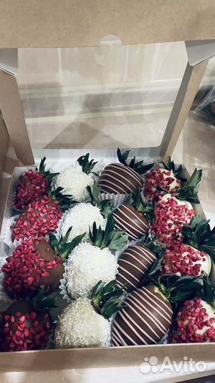 Клубника в шоколаде/бананы в шоколаде