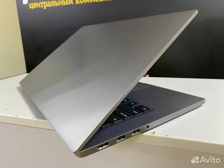 Xiaomi MI NoteBook Intel I5 / 8GB + SSD NVMe 512GB