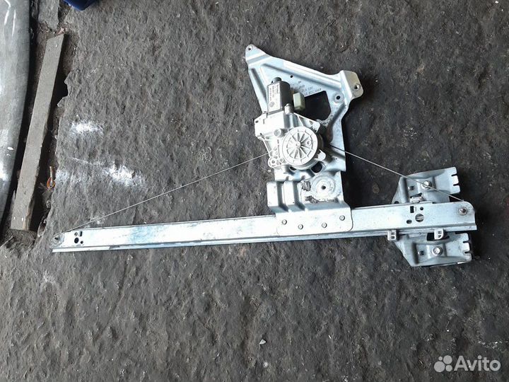 Стеклоподъемник Мерседес Спринтер 906 Крафтер