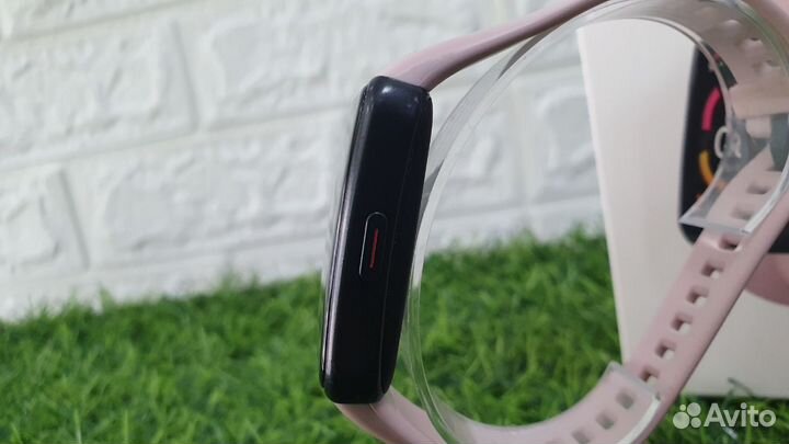 Смарт-часы Honor Band 6