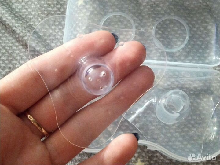 Накладки на грудь