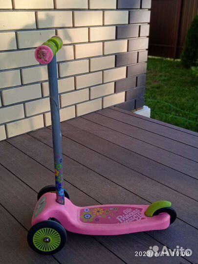 Самокат детский трехколесный