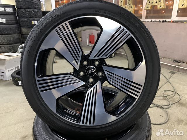 Кованые колеса оригинал Audi E-Tron R21