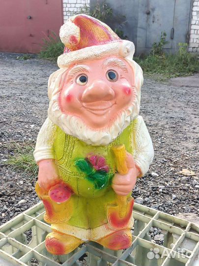 Садовые фигуры, статуэтки садовые, гномы