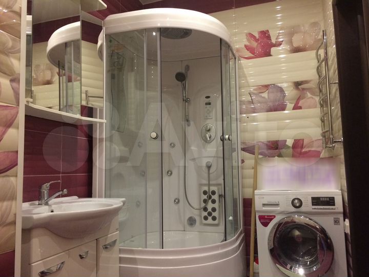 1-к. квартира, 56 м², 10/18 эт.