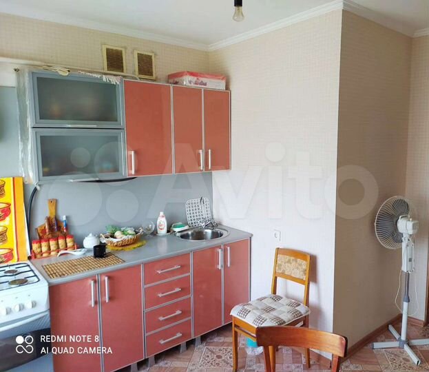 2-к. квартира, 50 м², 3/3 эт.