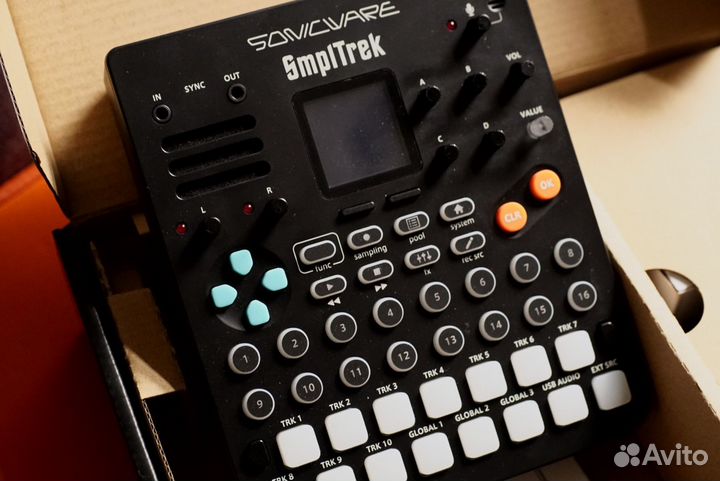 Sonicware smpltrek