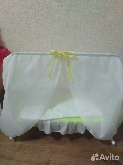 Кроватка для куклы