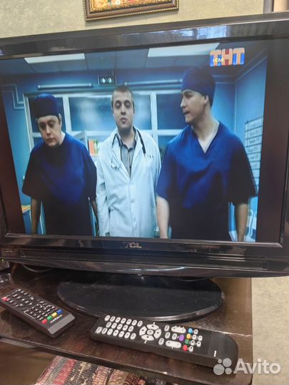 Телевизор LED 22