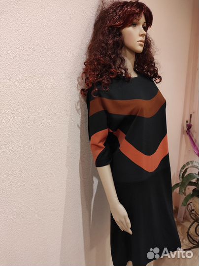 Платье женское 46-48 размер